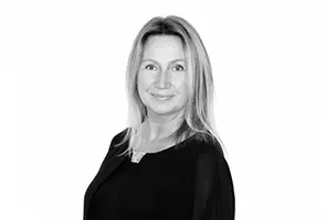 Porträttbild av Camilla Lindahl