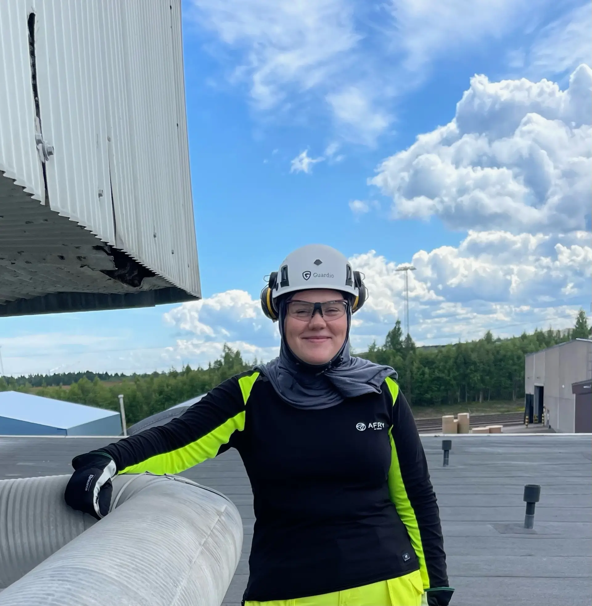 Porträttbild på Emy Hollgren, studerande CAD-ingenjör.