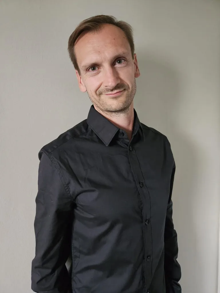 Porträttbild på Dan Hemming, studerande inom Green Logistics Management.